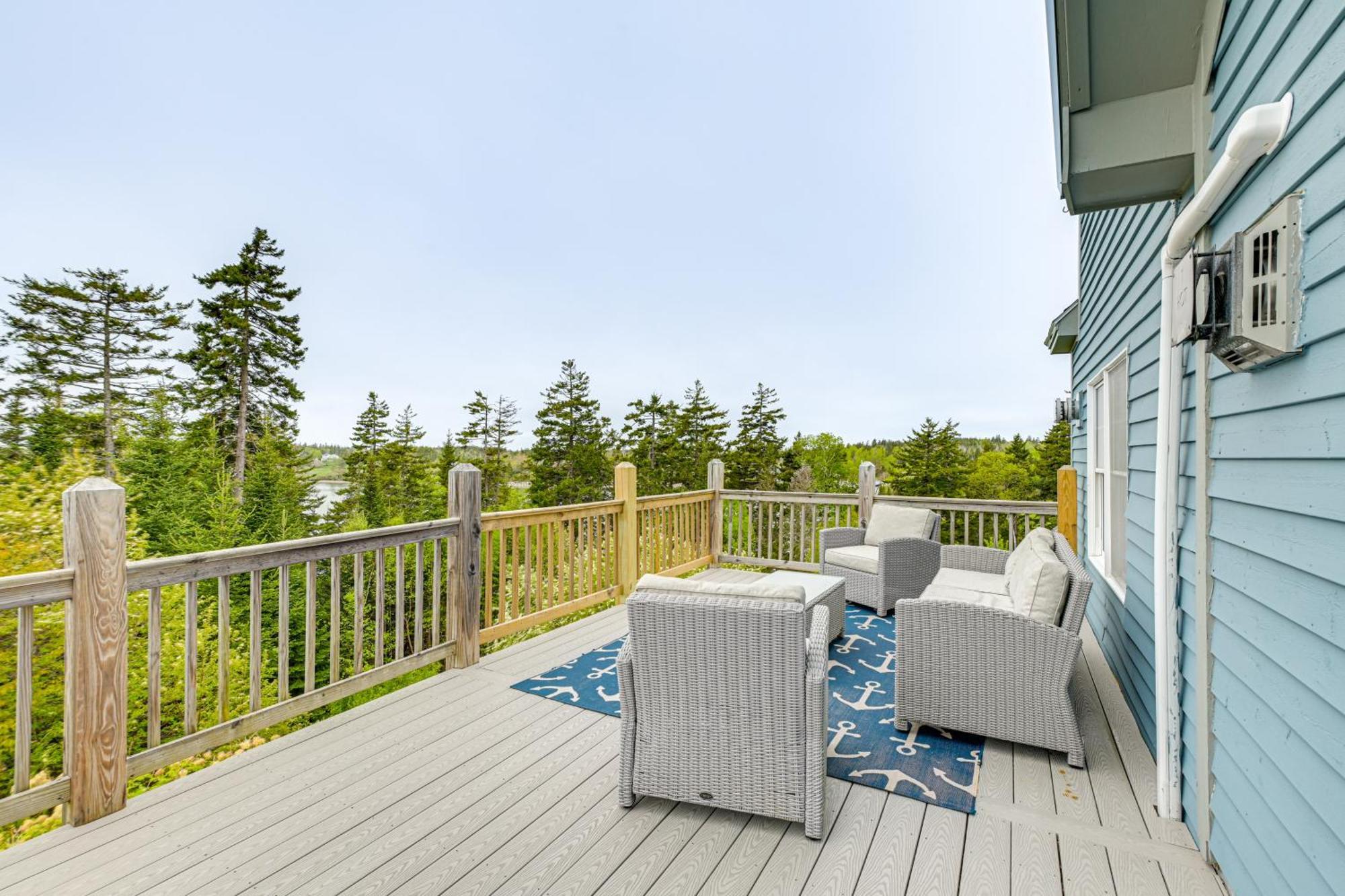 Coastal Maine Home With Deck 4 Mi To Acadia Trails! Bernard エクステリア 写真